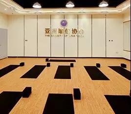 瑜伽培训,为什么选择亚协体育?