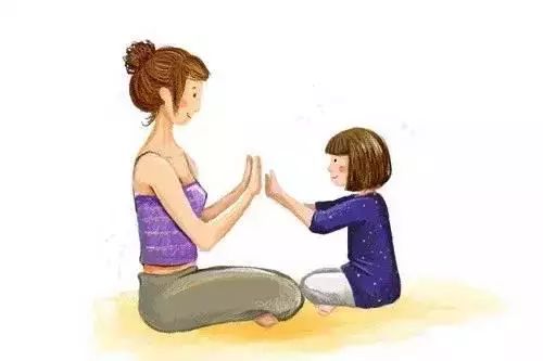 亲子瑜伽渐渐流行，促进母子亲情交流