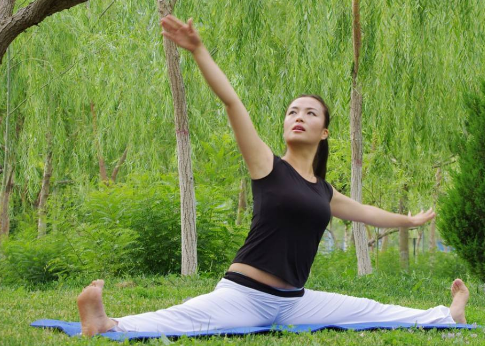 深圳哪里有学瑜伽的？学瑜伽的作用和好处