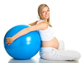 孕妇瑜伽有什么好处呢?