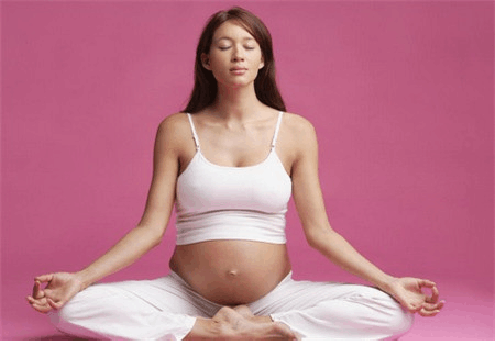 正确的孕妇瑜伽呼吸法