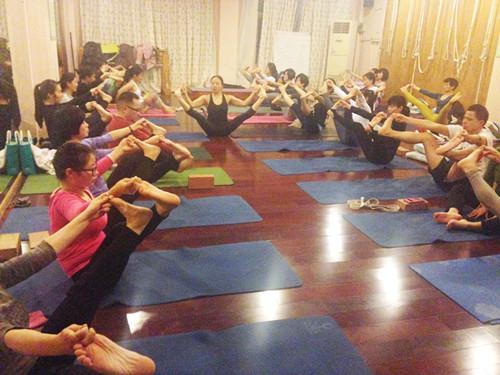 从事瑜伽后出现的益处有哪些？