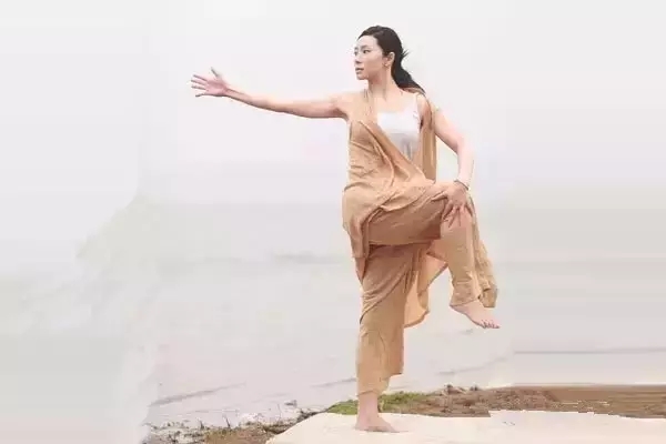 怎么练好瑜伽?简单的瑜伽动作