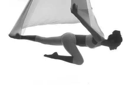 空中瑜伽入门要注意什么？