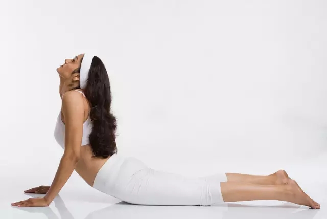坐姿肩颈理疗瑜伽有哪些？