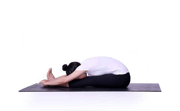 你想知道瑜伽基本功怎么练吗？