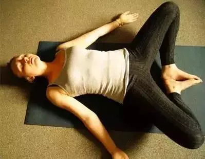 瑜珈蝴蝶式有什么好处？