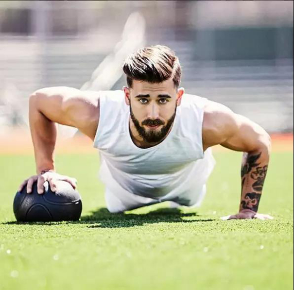 男士适不适合练习瑜伽？答案是……