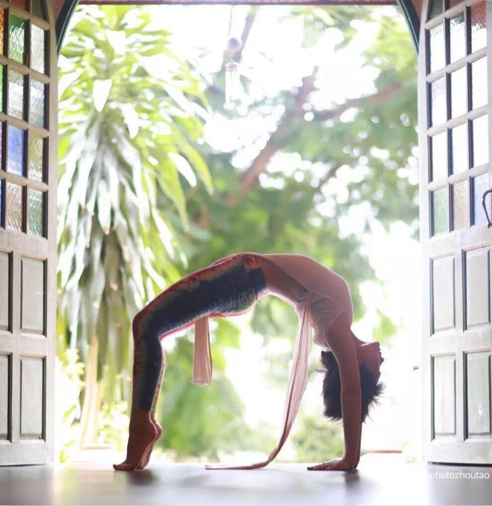 怎么成为瑜伽教练？有一个证书就行了吗？