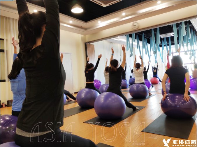 练习球瑜伽的需要注意哪些问题？