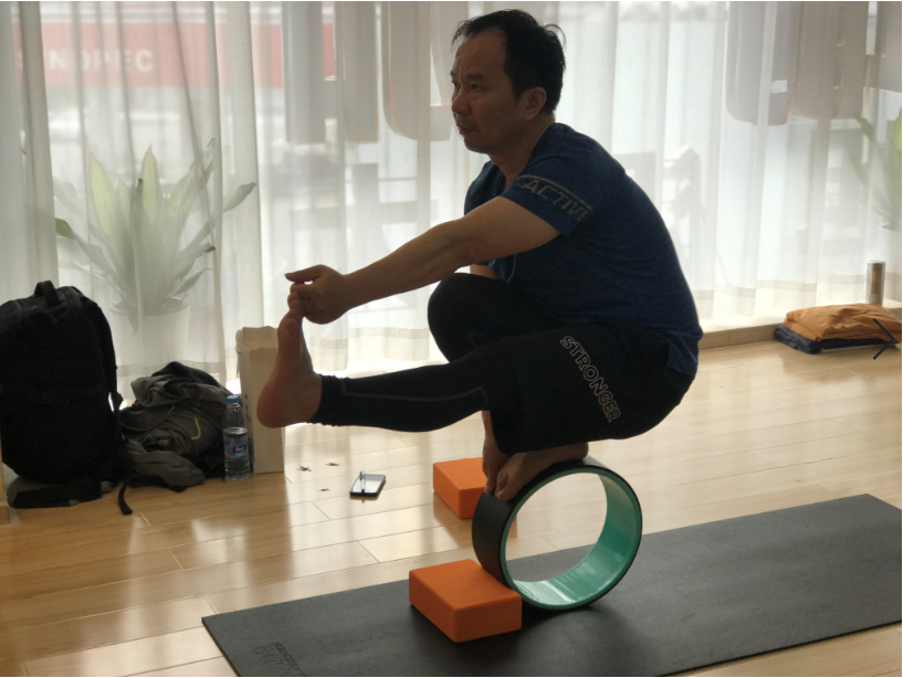 轮瑜伽适合初学者练习吗？